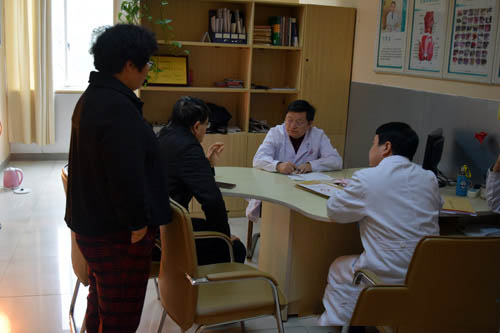 正式开诊后京鄂两地专家联合坐诊